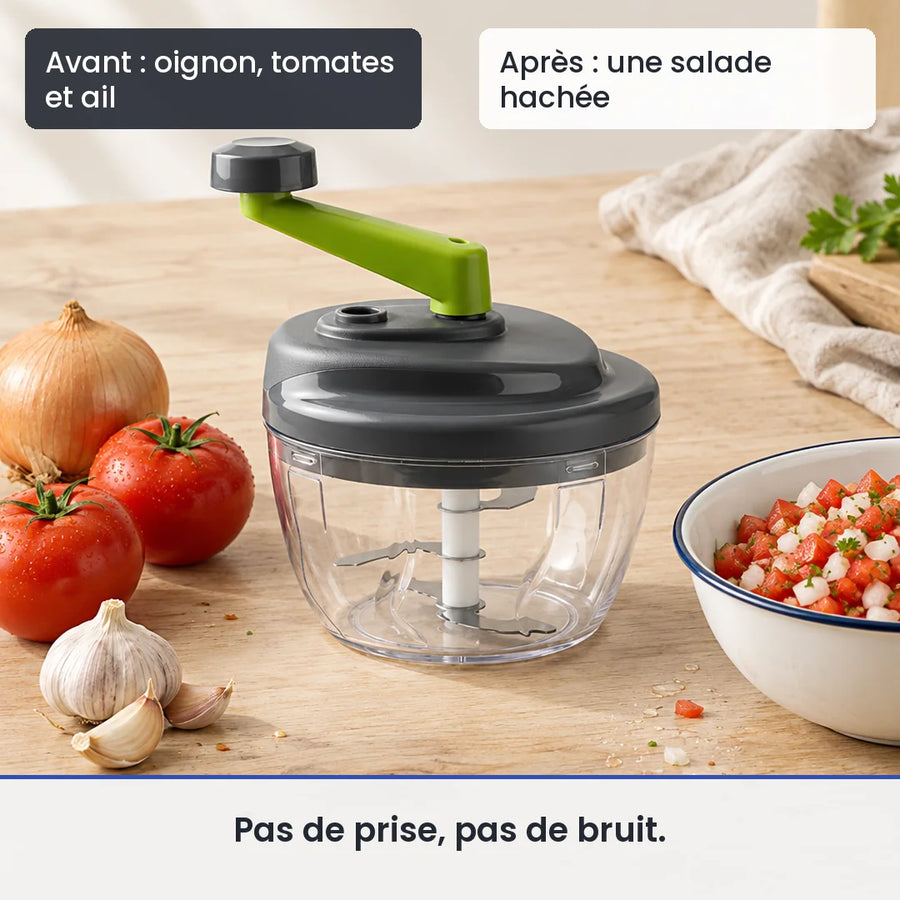 Avant/après avec le hachoir manuel à manivelle 520ml ail et légumes : oignon, tomates et ail, puis une salade hachée