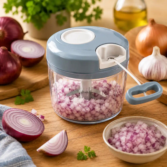 Hacher l'oignon sans pleurer : les gestes et les outils qui marchent