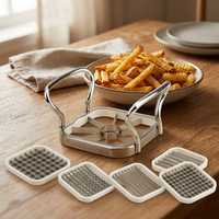 Coupe-frites 5 en 1 inox avec vide-pomme, en situation dans la cuisine