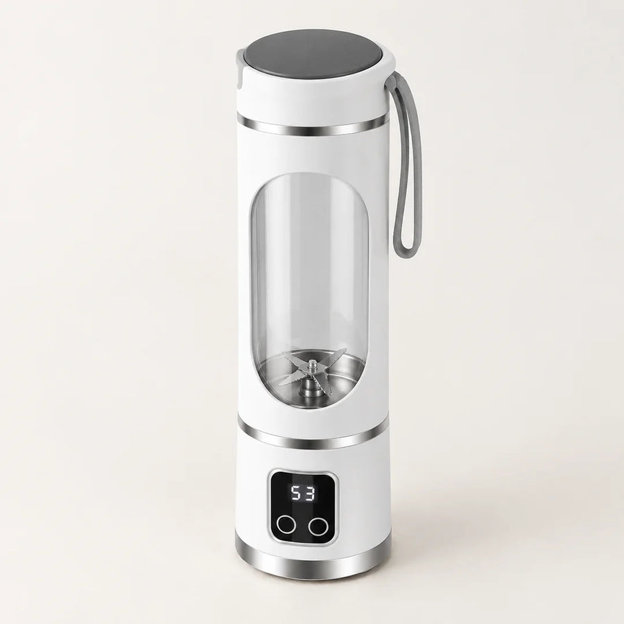 Blender portable blanc 450 ml à écran digital, couvercle gris avec dragonne et fenêtre transparente, sur fond clair