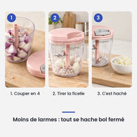 Comment utiliser le hachoir manuel à ficelle 900 ml rose en 3 étapes : couper en 4, tirer la ficelle, c'est haché