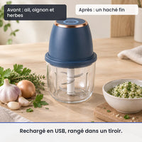 Avant/après avec le mini hachoir électrique multifonction 350ml : ail, oignon et herbes, puis un haché fin
