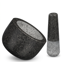 Petit mortier et pilon en granit 100 ml, vue produit sur fond blanc